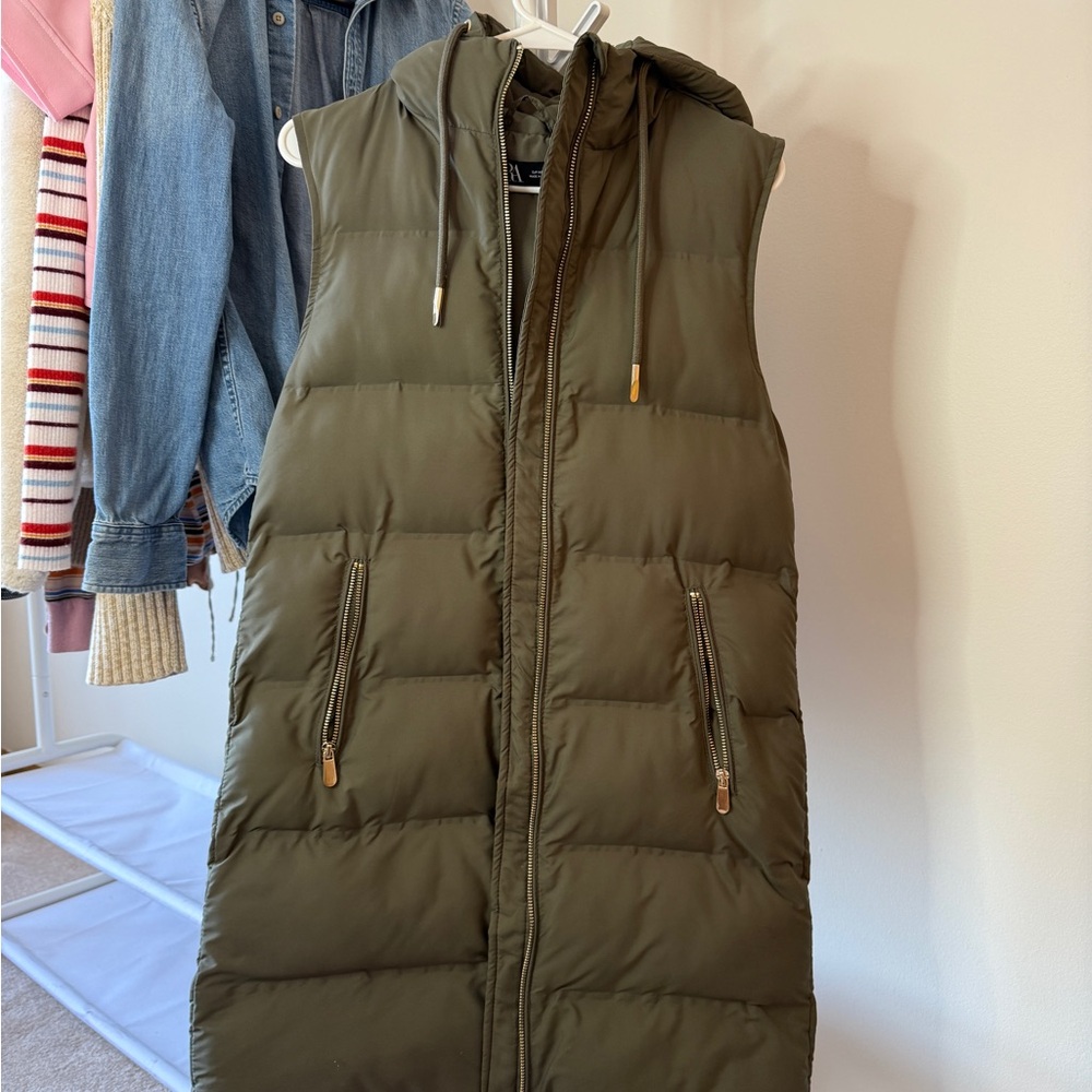 Zara Green Puffer Vest with Hood